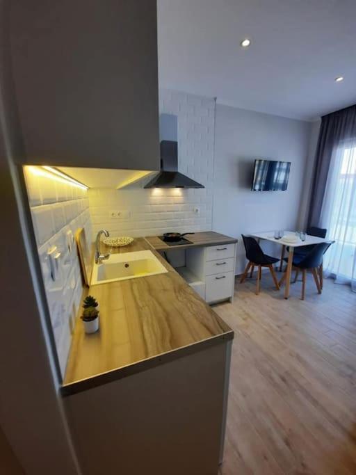 Sea View Luxury Apartment In Nea Kallikratia. Nea Kallikrateia Экстерьер фото
