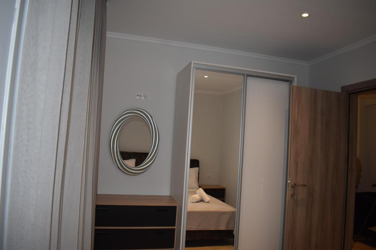 Sea View Luxury Apartment In Nea Kallikratia. Nea Kallikrateia Экстерьер фото